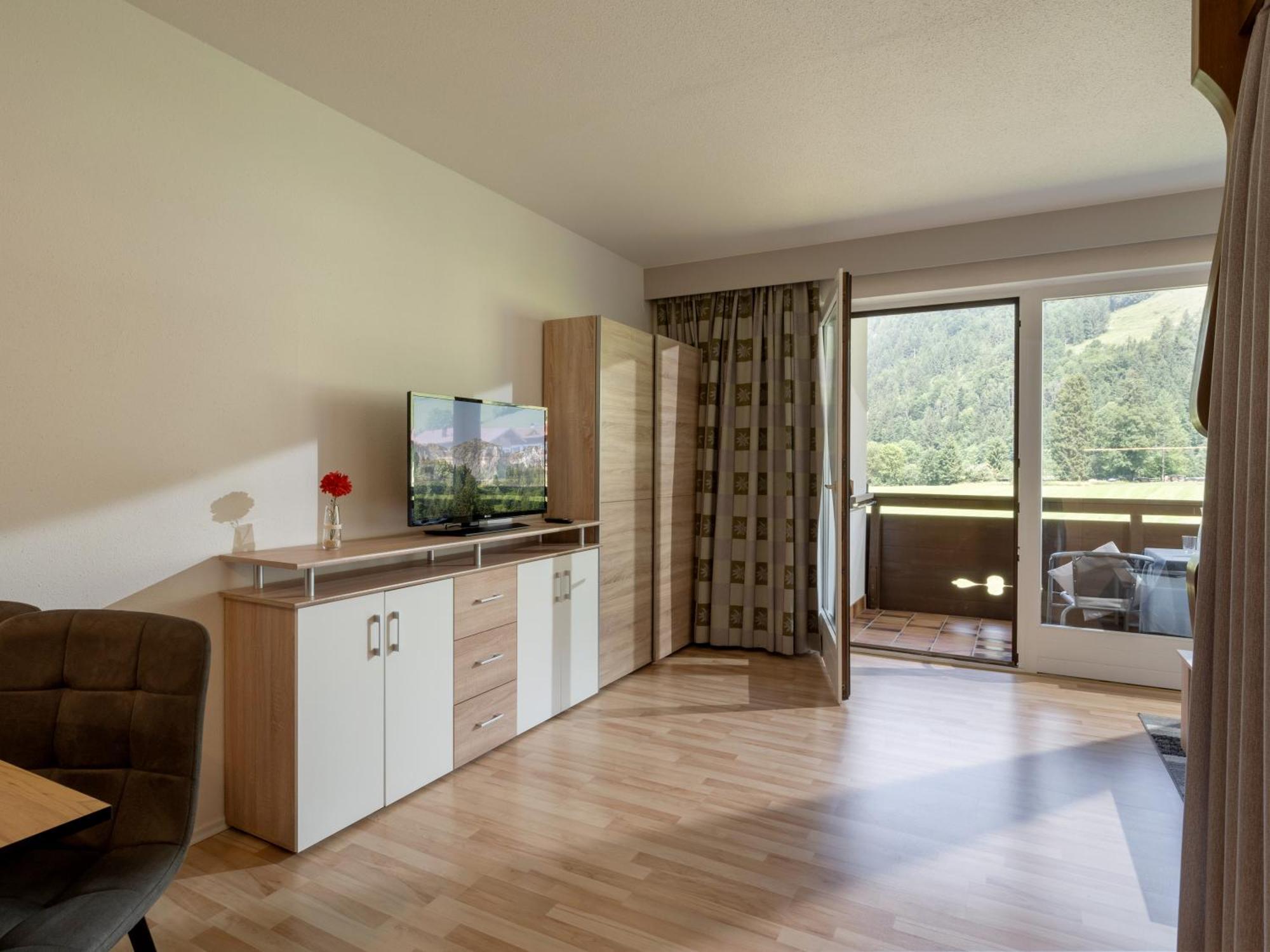 Appartementhaus Montana KG Walchsee Bagian luar foto